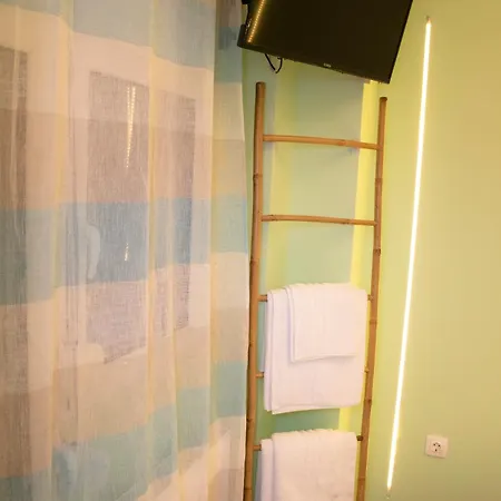 C.27 Lili Urban_apartment